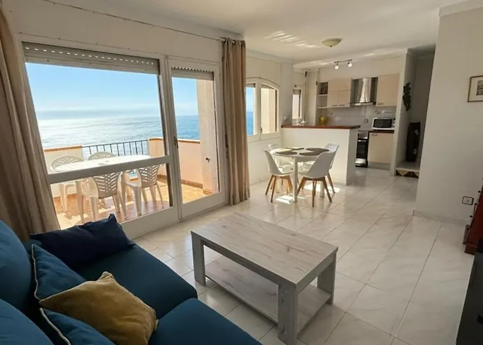 Apartment Encantador De 2 Hab. Con Terraza Y Parking En - Hisp-312-106 Roses