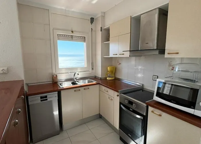 Encantador De 2 Hab. Con Terraza Y Parking En - Hisp-312-106 Apartment *