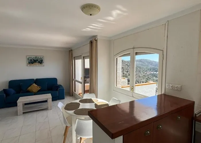 Encantador De 2 Hab. Con Terraza Y Parking En - Hisp-312-106 Roses